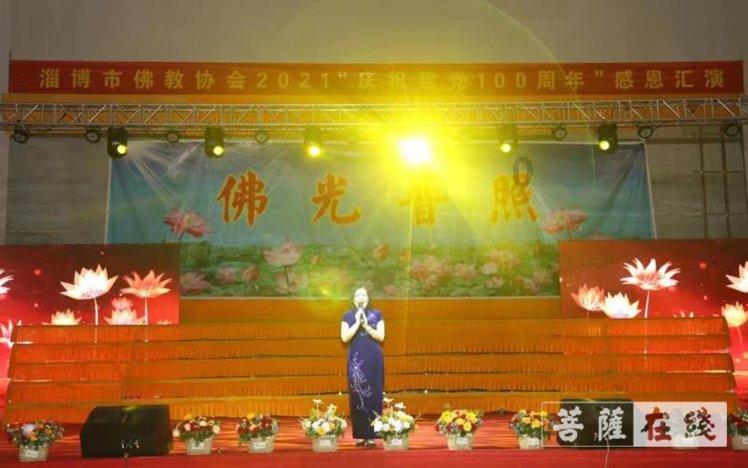 1537年，凤阳军人父子被劫杀，刘安仅凭一纸告示，让十余匪徒自首